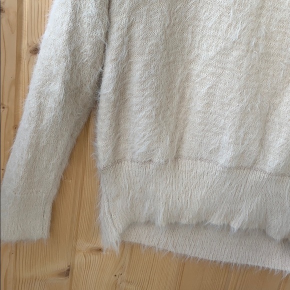 American Eagle Beige Cream Eyelash Knit Sweater - Picture 3 of 9